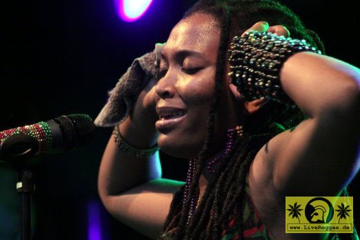 Nkulee Dube (Jam) with Tosh meets Marley 18. Reggae Jam Festival, Bersenbrueck 03. August 2012 (13).JPG